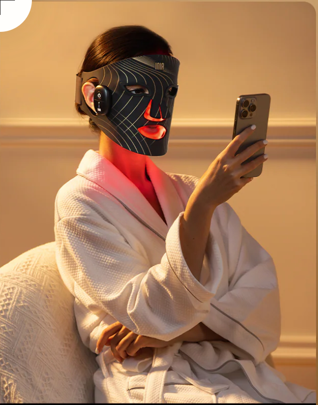 LUMERA Wireless Red Light Mask