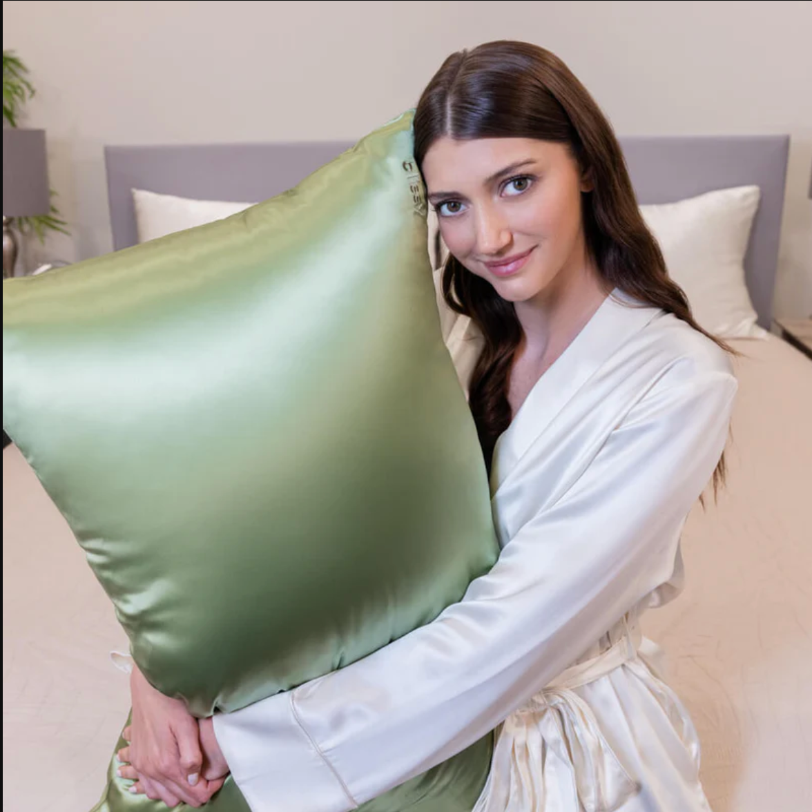 Silka Pillow Case Wake up to better Skin & Hair