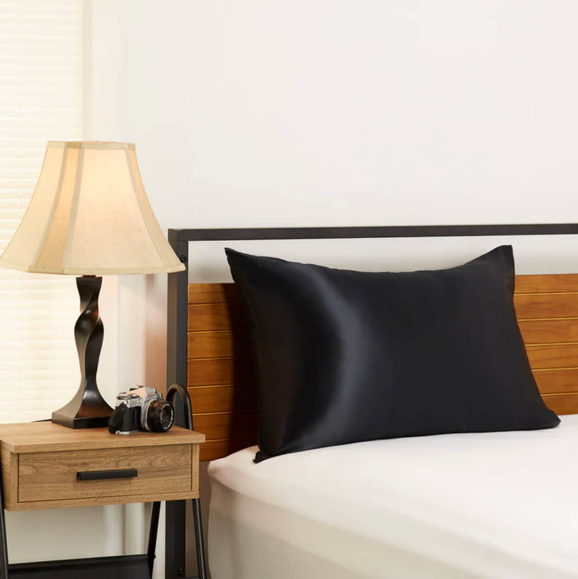 Silka Pillow Case Wake up to better Skin & Hair